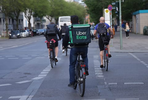 EU finalizes gig work rules after countries back deal